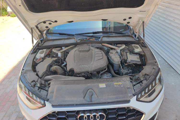 Used Audi A4L 2020 40 TFSI Luxury Dynamic Model Engine Bay