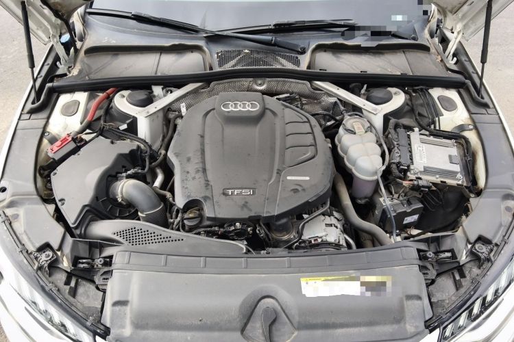 Used Audi A4L 2020 40 TFSI Fashion Dynamic Model Engine Bay