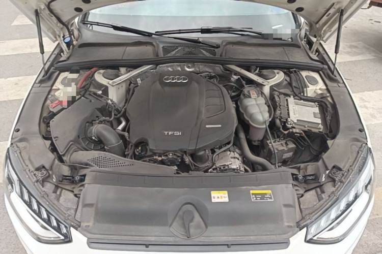 Used Audi A4L 2020 40 TFSI Fashion Dynamic Model Engine Bay