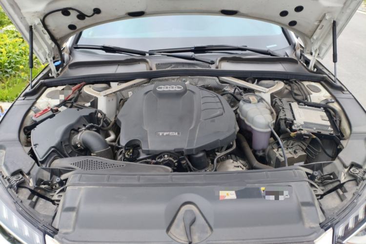 Used Audi A4L 2020 40 TFSI Fashion Dynamic Model Engine Bay