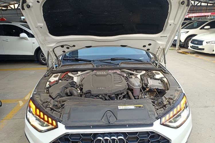 Used Audi A4L 2020 40 TFSI Fashion Dynamic Model Engine Bay