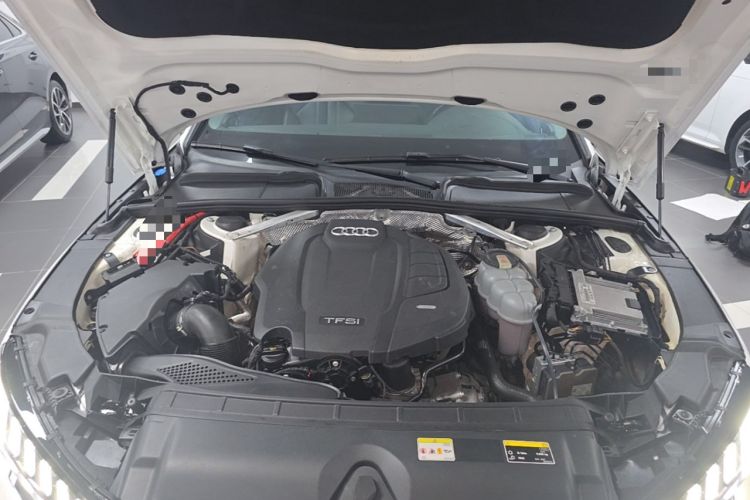 Used Audi A4L 2020 40 TFSI Fashion Dynamic Model Engine Bay