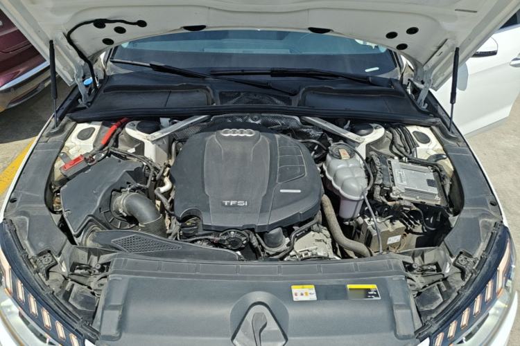 Used Audi A4L 2020 40 TFSI Luxury Dynamic Model Engine Bay