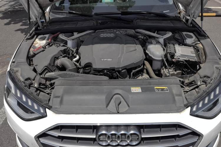 Used Audi A4L 2020 40 TFSI Luxury Prestige Edition Engine Bay