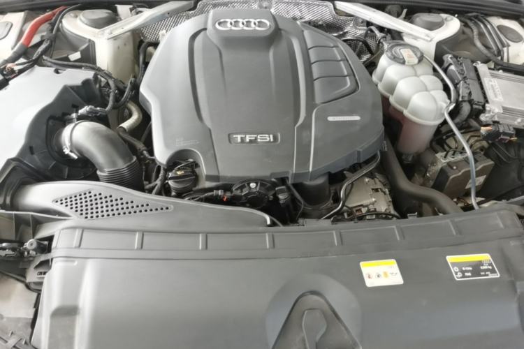 Used Audi A4L 2020 40 TFSI Fashion Dynamic Model Engine Bay