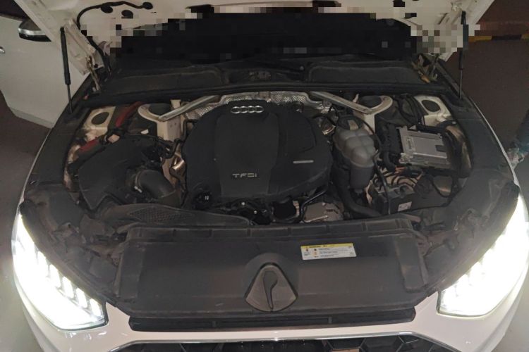 Used Audi A4L 2020 40 TFSI quattro Luxury Dynamic Model Engine Bay