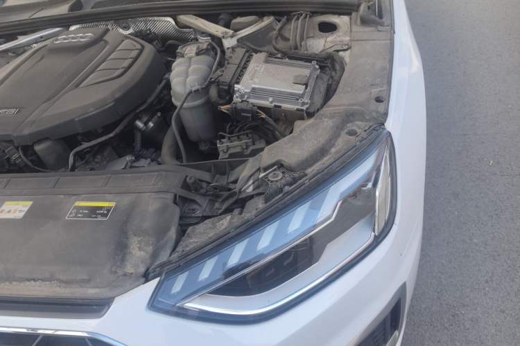 Used Audi A4L 2020 40 TFSI Fashion Dynamic Model Engine Bay Left