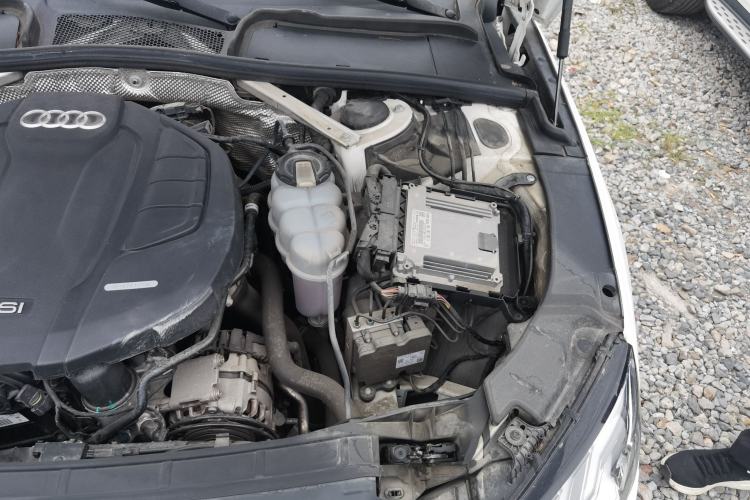 Used Audi A4L 2020 40 TFSI Luxury Dynamic Model Engine Bay Left