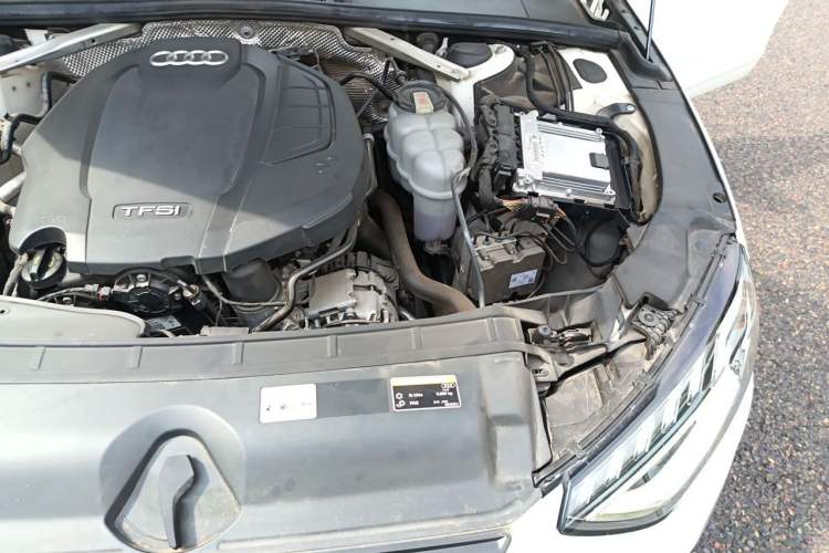 Used Audi A4L 2020 40 TFSI Fashion Dynamic Model Engine Bay Left