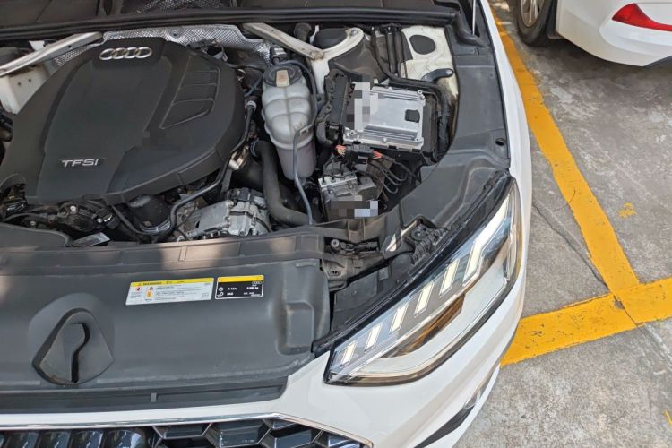 Used Audi A4L 2020 40 TFSI Luxury Dynamic Model Engine Bay Left