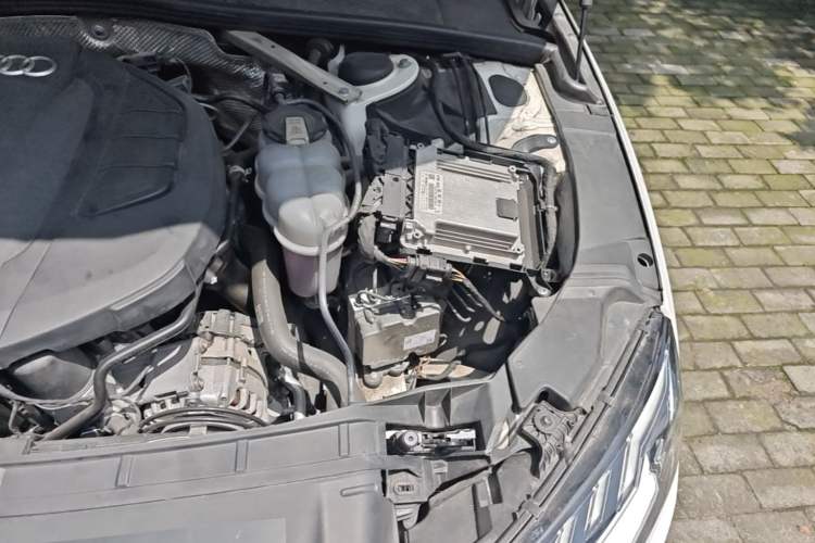 Used Audi A4L 2020 40 TFSI Fashion Dynamic Model Engine Bay Left