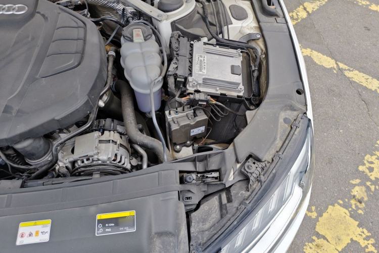 Used Audi A4L 2020 40 TFSI Luxury Prestige Edition Engine Bay Left