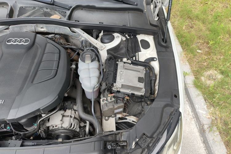 Used Audi A4L 2020 40 TFSI Fashion Dynamic Model Engine Bay Left