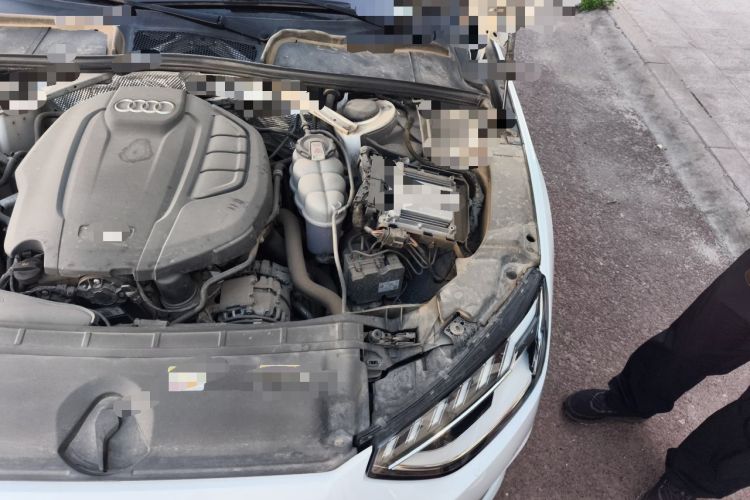 Used Audi A4L 2020 40 TFSI Fashionable and Elegant Model Engine Bay Left