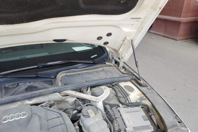 Used Audi A4L 2020 40 TFSI Fashion Dynamic Model Engine Bay Left