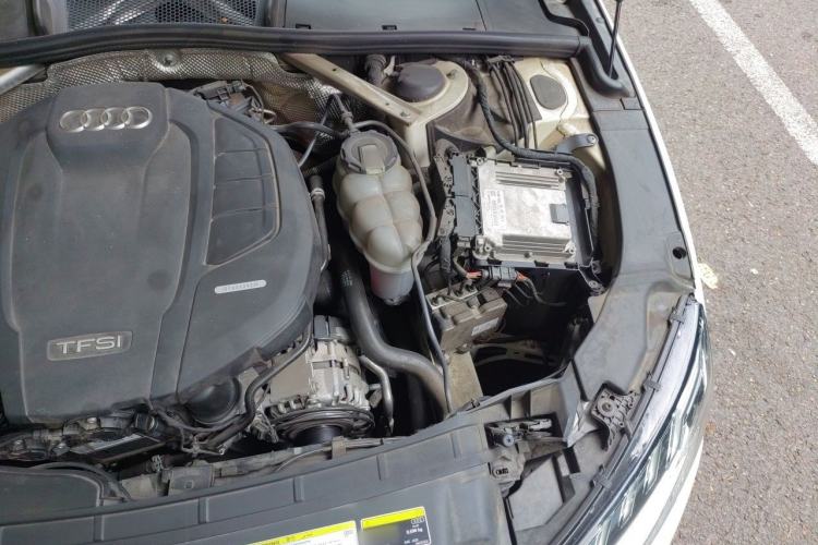 Used Audi A4L 2020 40 TFSI Fashion Dynamic Model Engine Bay Left