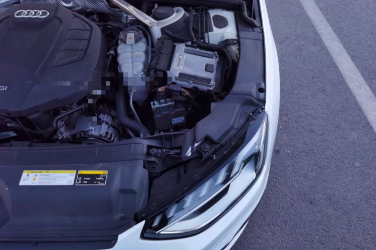 Used Audi A4L 2020 40 TFSI Luxury Dynamic Model Engine Bay Left