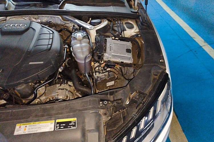 Used Audi A4L 2020 40 TFSI Fashion Dynamic Model Engine Bay Left