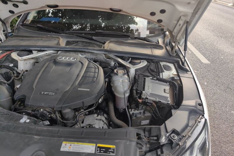 Used Audi A4L 2020 40 TFSI Luxury Dynamic Model Engine Bay Left