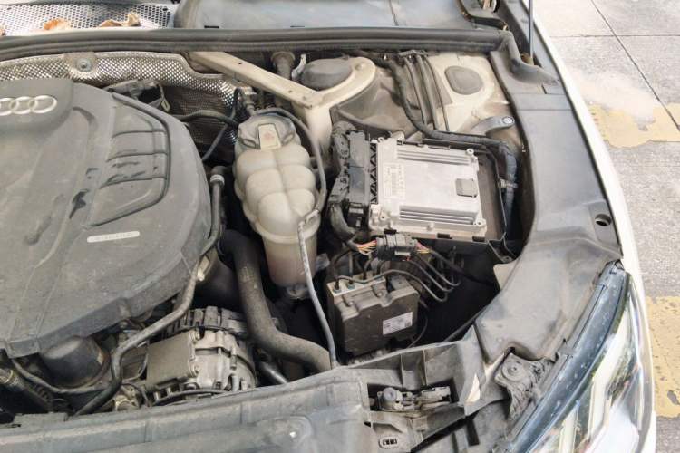Used Audi A4L 2020 40 TFSI Fashion Dynamic Model Engine Bay Left