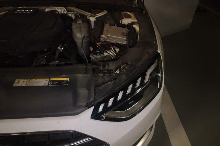 Used Audi A4L 2020 40 TFSI Luxury Prestige Edition Engine Bay Left