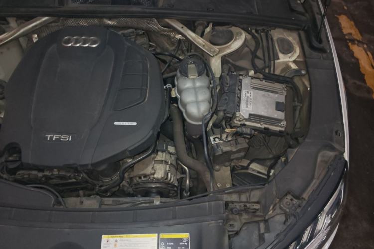 Used Audi A4L 2020 40 TFSI Luxury Dynamic Model Engine Bay Left