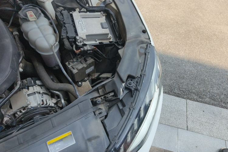 Used Audi A4L 2020 40 TFSI Luxury Prestige Edition Engine Bay Left