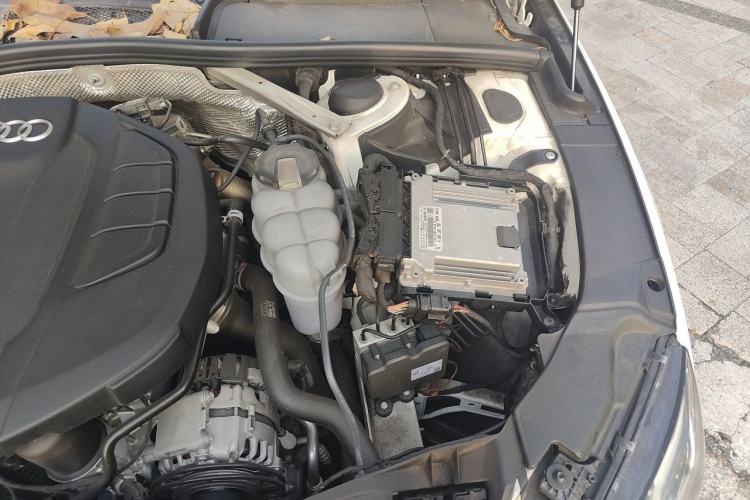 Used Audi A4L 2020 40 TFSI Fashion Dynamic Model Engine Bay Left