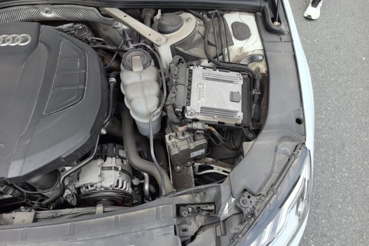 Used Audi A4L 2020 40 TFSI Fashion Dynamic Model Engine Bay Left