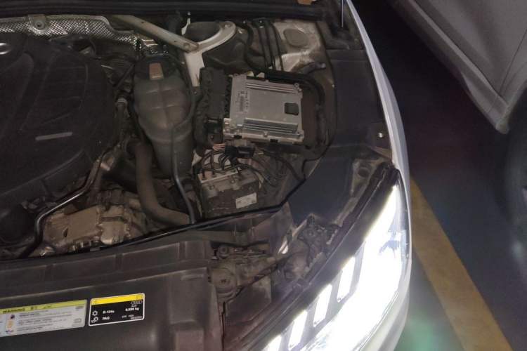 Used Audi A4L 2020 40 TFSI Fashion Dynamic Model Engine Bay Left