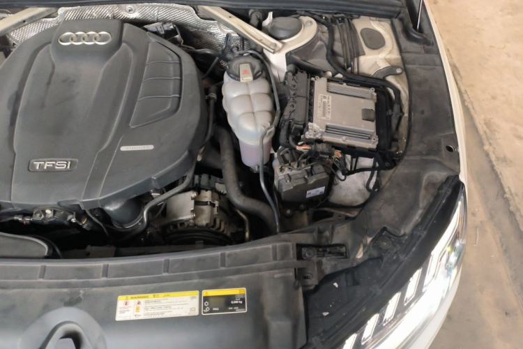 Used Audi A4L 2020 40 TFSI Luxury Dynamic Model Engine Bay Left