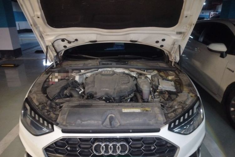 Used Audi A4L 2020 40 TFSI Fashion Dynamic Model Engine Bay