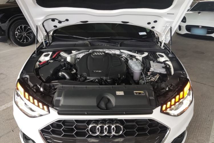Used Audi A4L 2020 40 TFSI Luxury Dynamic Model Engine Bay
