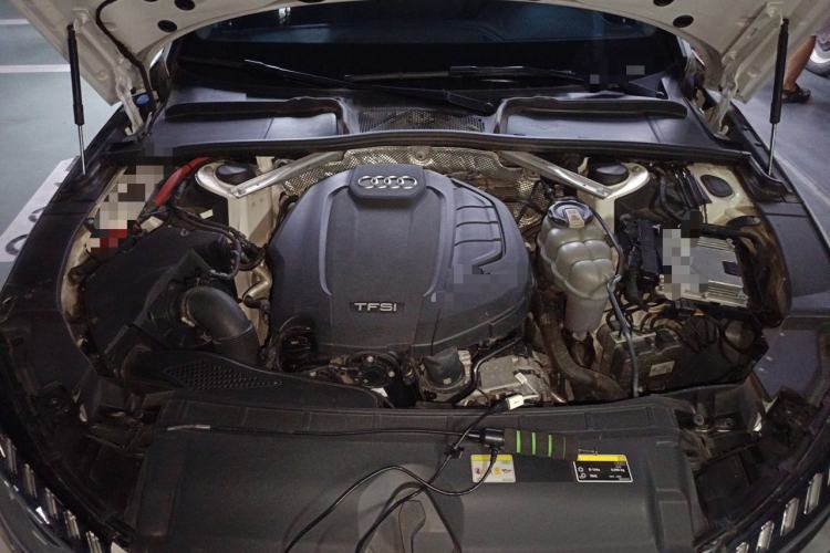 Used Audi A4L 2020 35 TFSI Fashion Dynamic Model Engine Bay