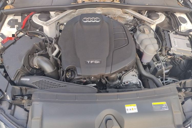 Used Audi A4L 2020 40 TFSI Fashion Dynamic Model Engine Bay
