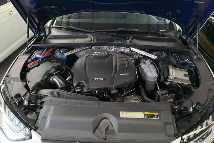 Used Audi A4L 2020 40 TFSI Fashion Dynamic Model Engine Bay