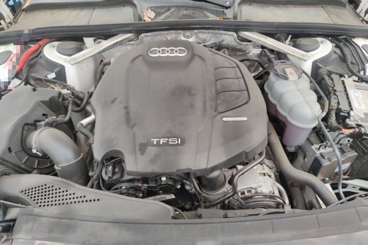 Used Audi A4L 2020 40 TFSI Fashion Dynamic Model Engine Bay
