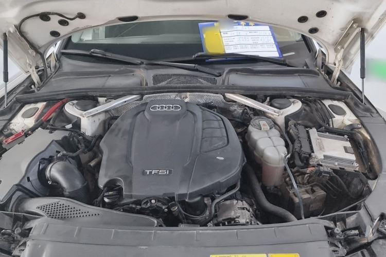 Used Audi A4L 2020 35 TFSI Fashion Dynamic Model Engine Bay