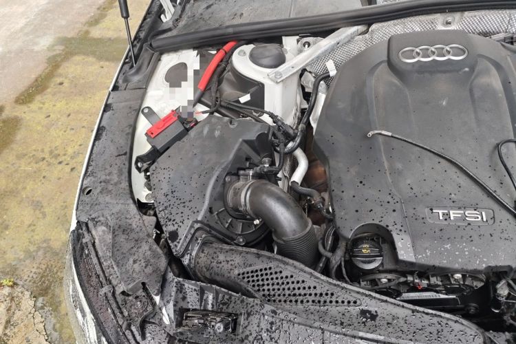 Used Audi A4L 2020 40 TFSI Fashion Dynamic Model Engine Bay Right