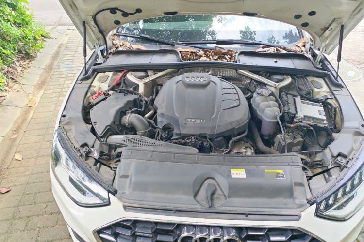 Used Audi A4L 2020 40 TFSI quattro Luxury Dynamic Model Engine Bay Right