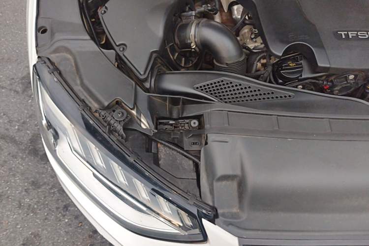 Used Audi A4L 2020 40 TFSI Fashion Dynamic Model Engine Bay Right