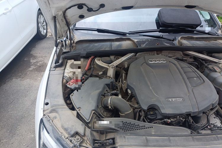 Used Audi A4L 2020 40 TFSI Luxury Dynamic Model Engine Bay Right