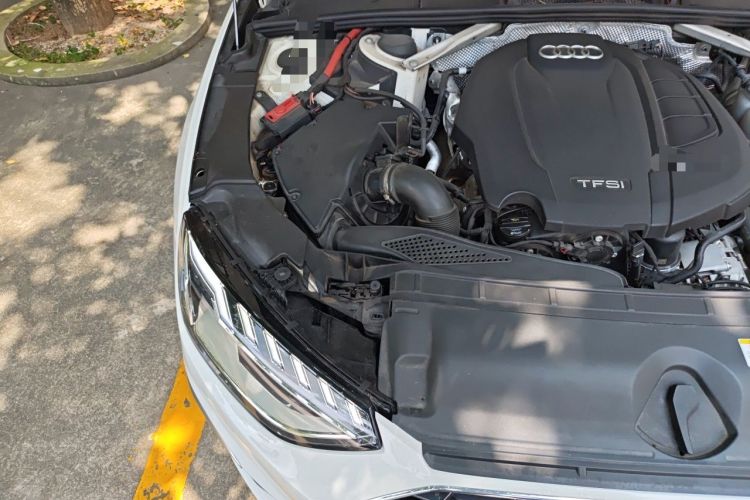 Used Audi A4L 2020 40 TFSI Luxury Dynamic Model Engine Bay Right