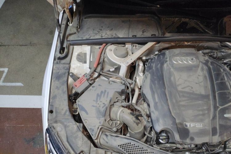 Used Audi A4L 2020 40 TFSI Fashion Dynamic Model Engine Bay Right