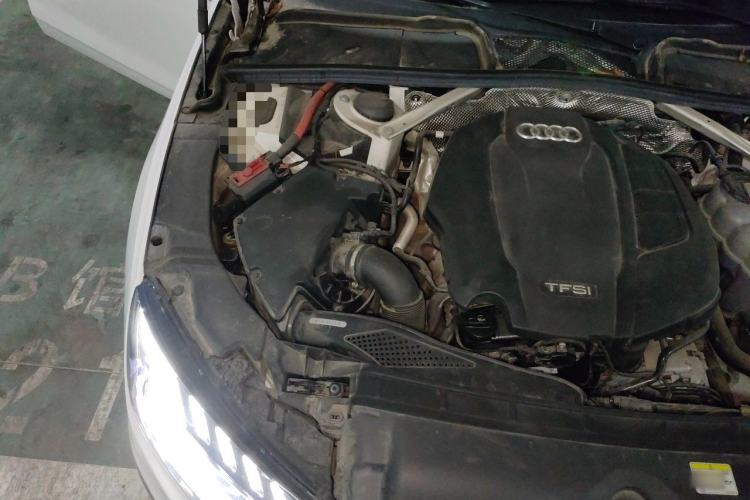 Used Audi A4L 2020 40 TFSI Luxury Dynamic Model Engine Bay Right
