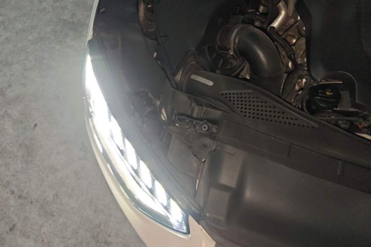 Used Audi A4L 2020 40 TFSI Fashion Dynamic Model Engine Bay Right