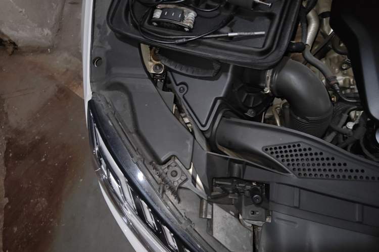 Used Audi A4L 2020 40 TFSI Fashion Dynamic Model Engine Bay Right