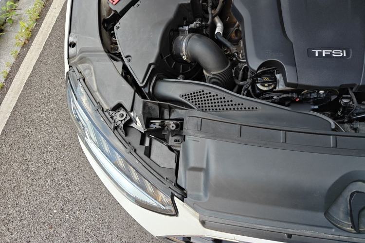 Used Audi A4L 2020 40 TFSI Fashion Dynamic Model Engine Bay Right