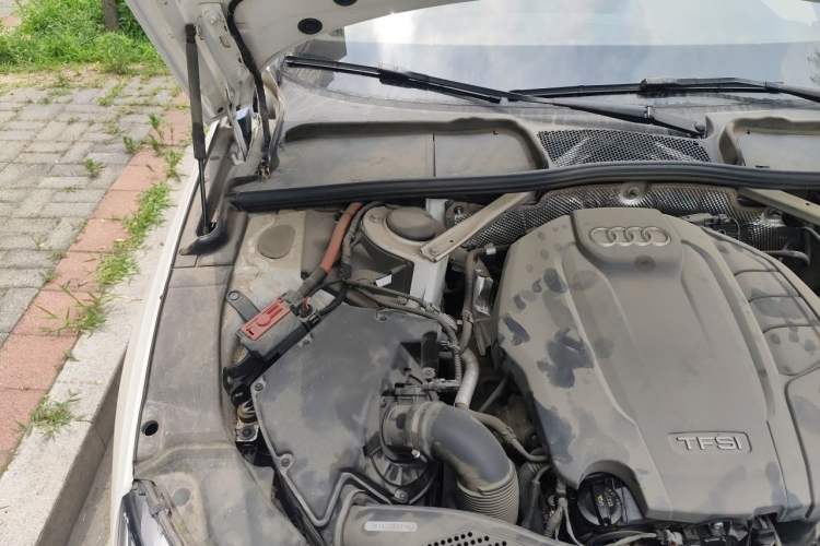 Used Audi A4L 2020 40 TFSI Luxury Dynamic Model Engine Bay Right