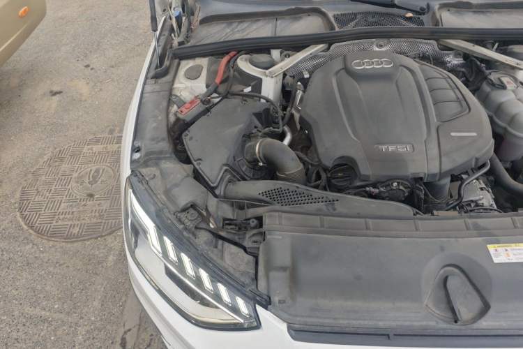 Used Audi A4L 2020 40 TFSI Luxury Dynamic Model Engine Bay Right